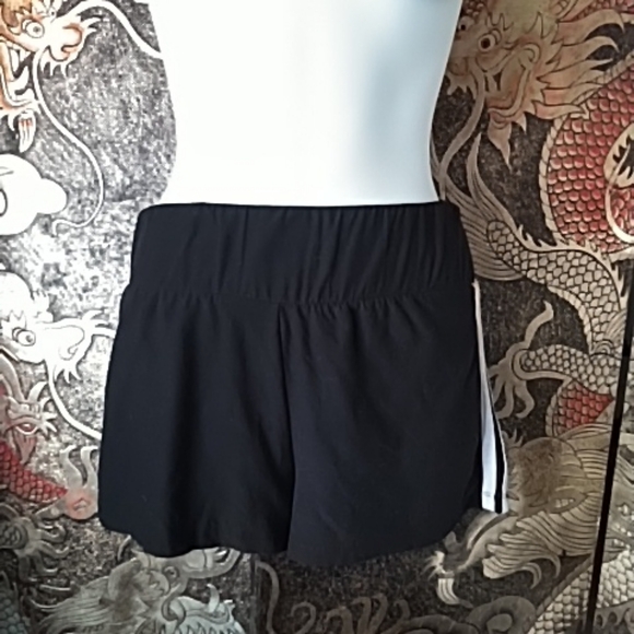 Derek Heart Pants - 🛍️ BUNDLE ONLY 🛍️Derek Heart Black Women's Shorts